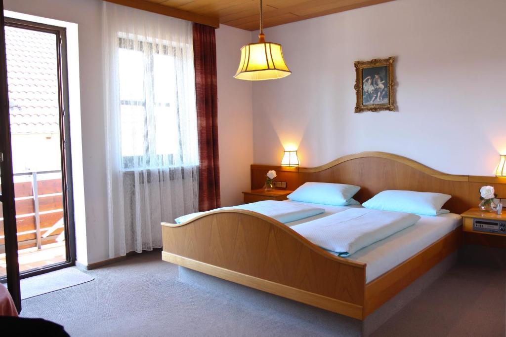 Zum Brau-Toni Hotel Dietfurt Phòng bức ảnh